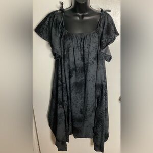 NWOT Elegant Black Textured Pattern Rompers 2XL & 3XL